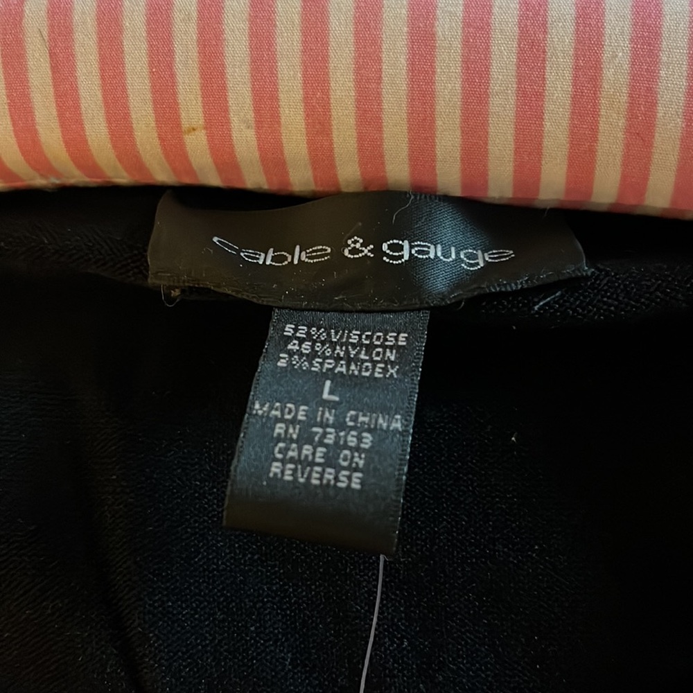 Seeet black viscose / nylon/ spandex blend black- CABLE & GAUGE  top - Picture 3 of 6